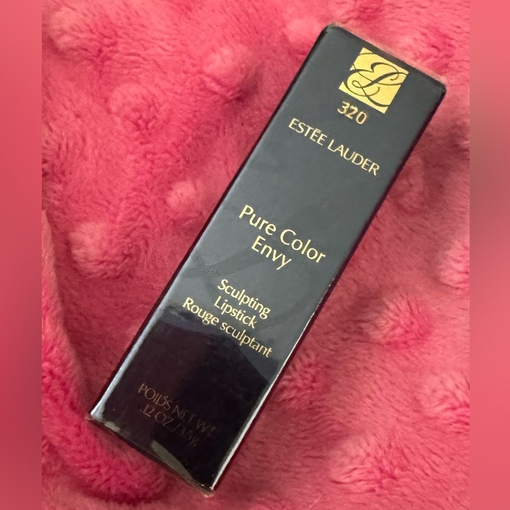 ESTEE LAUDER Pure Color Envy Sculpting Lipstick 320 Defiant Coral SEALED/NEW